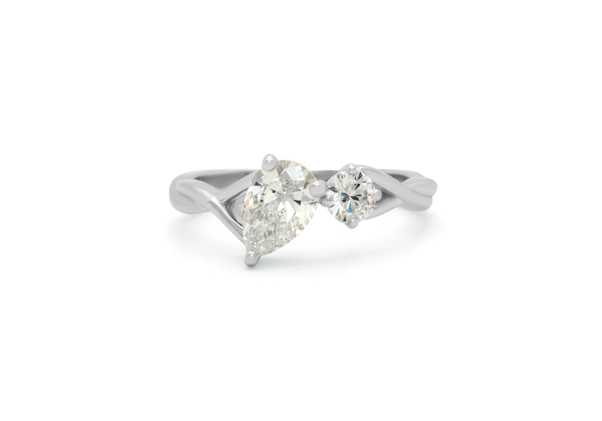Bague De Fiançailles Toi & Moi En Platine - Diamants De Labo 3,50 Ct - Taille Poire Et Princesse - Certifiée IGI