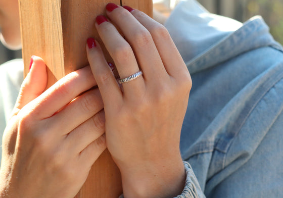 L'aventurière des montagnes (Ag925)