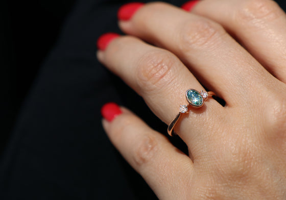 Rafraîchissante (Moissanite teal)