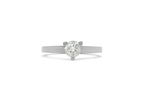 Solitaire moissanite 5 mm