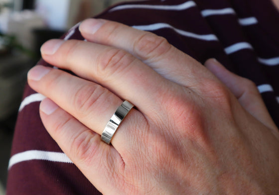 Plutôt discret poli (Ag925)