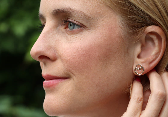 Le noeud de l'amour (Ag925)