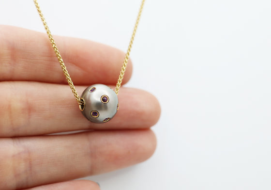 Perle de Tahiti et améthystes