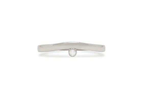 Bague minimaliste avec diamant
