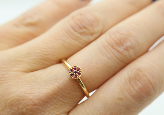 Bague  avec pavé de rubis naturels