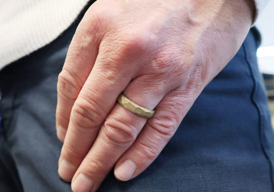 L'aventurier des rochers texturé