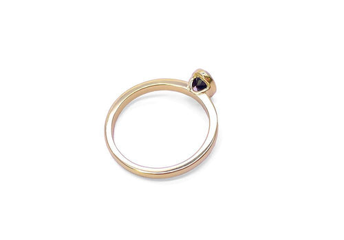 natural spinel ring on yellow gold wait for me