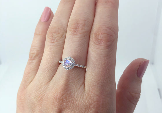 Bague pierre de lune et diamants