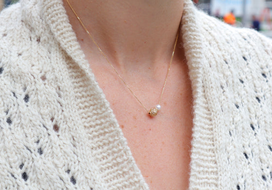 Balle de laine avec perle