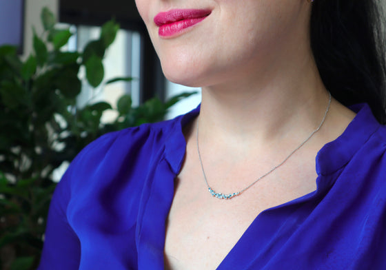 Sur un nuage bleu (Ag925)