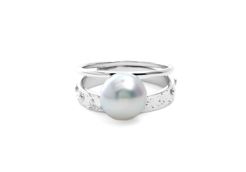 double signature white gold pearl ring 