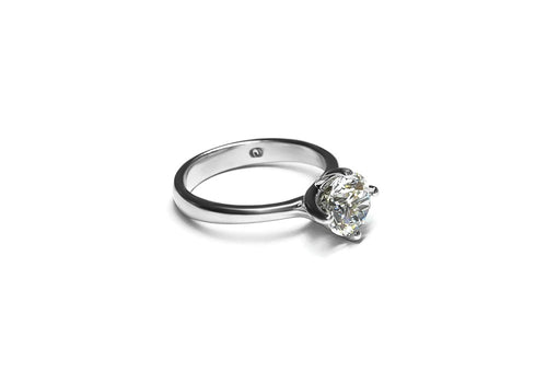 Solitaire in white gold with 7mm moissanite
